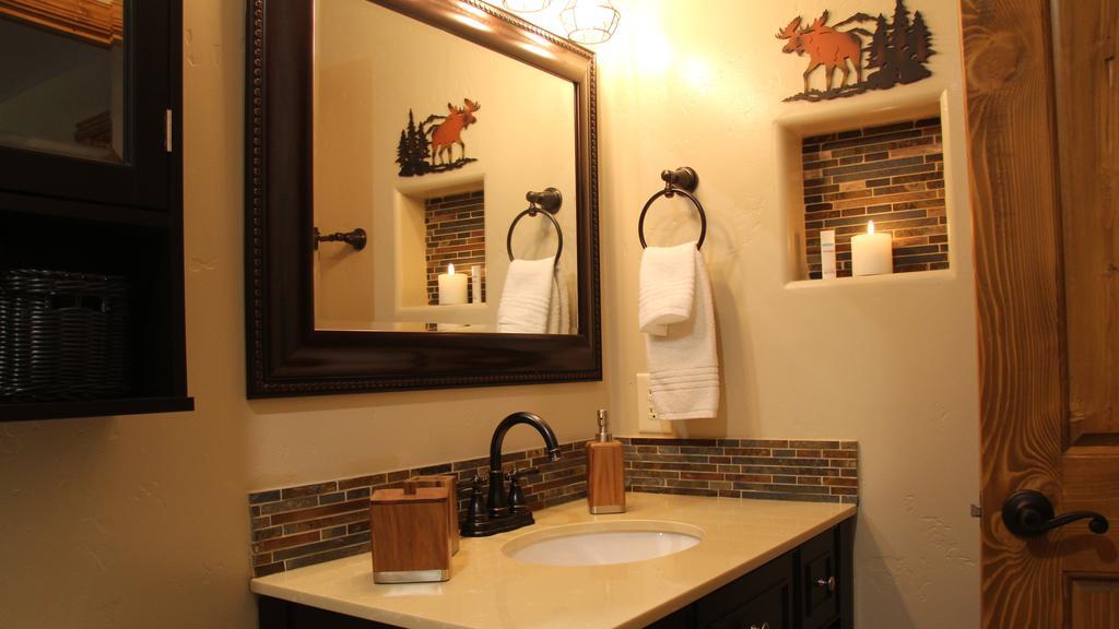 Cowboy Condo Whitefish Bagian luar foto