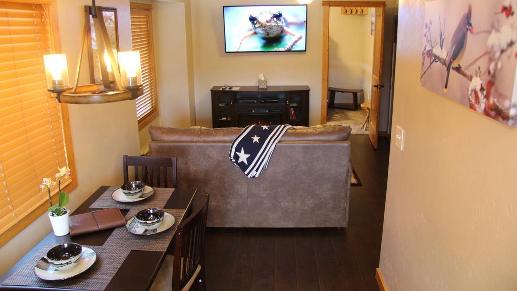Cowboy Condo Whitefish Bagian luar foto